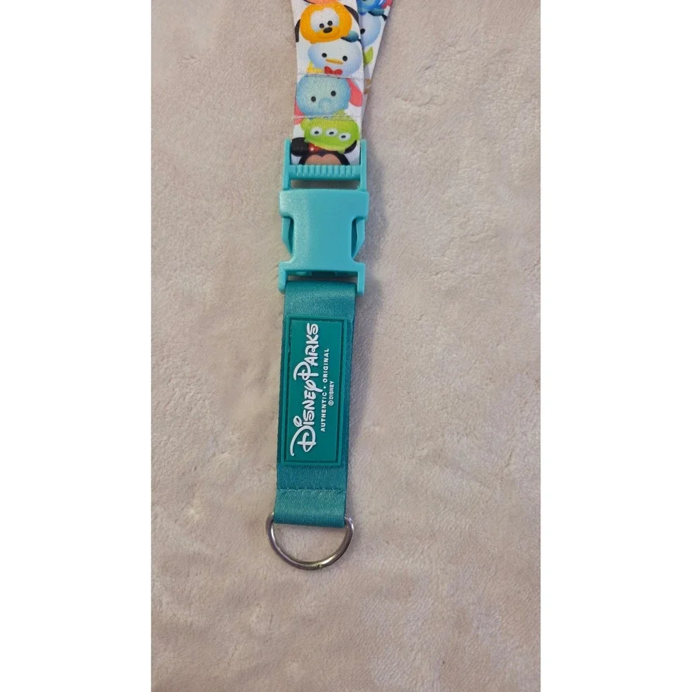 Disney Tsum Tsum Character Lanyard Breakaway Keychain‎